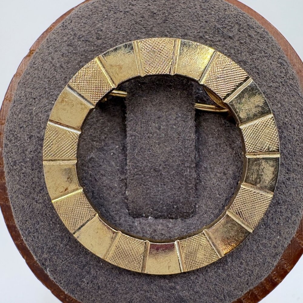 VTG Gold Over Sterling Silver 925 Textured Design Circle Pin Brooch One Size
